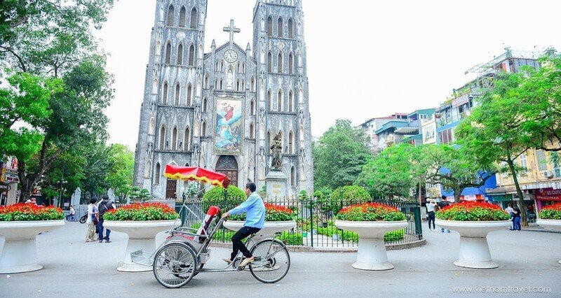 Best Hanoi Street Food Tour