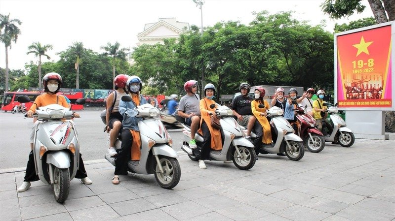 Hanoi Motorbike Food Tour