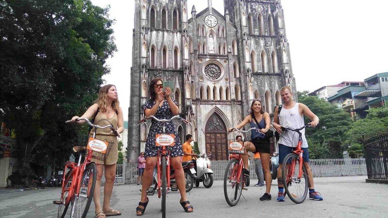 Hanoi Motorbike Food Tour
