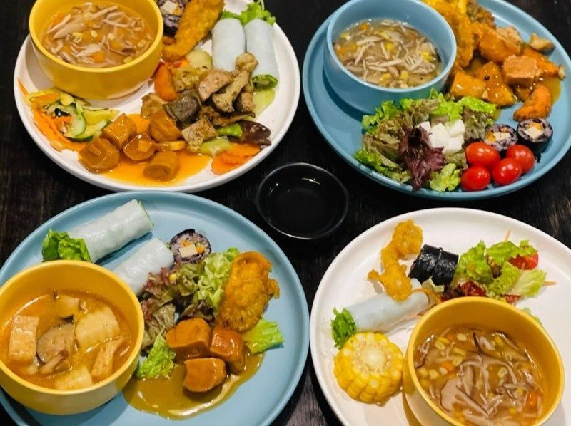 Vegan Food Tour Hanoi