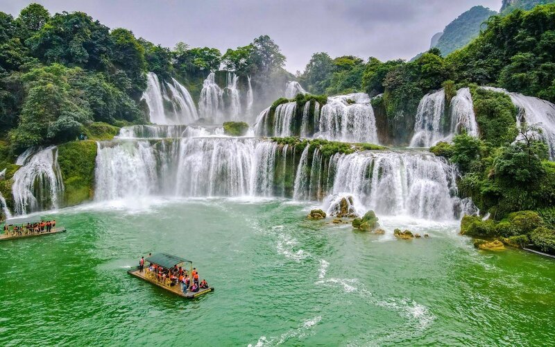 Hanoi Waterfall