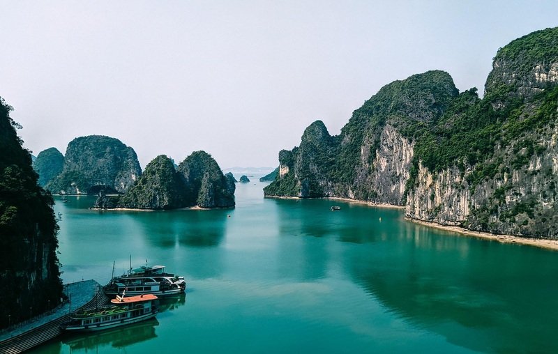 Paradise Cruise Hanoi