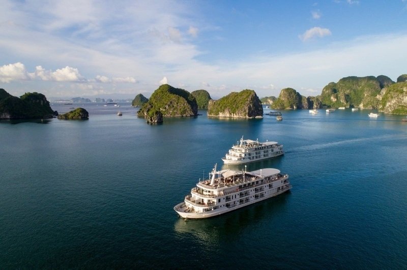 Tour Hanoi Halong