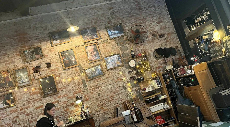 Secret Food Tours in Hanoi: Hidden Spots & Local Favorites