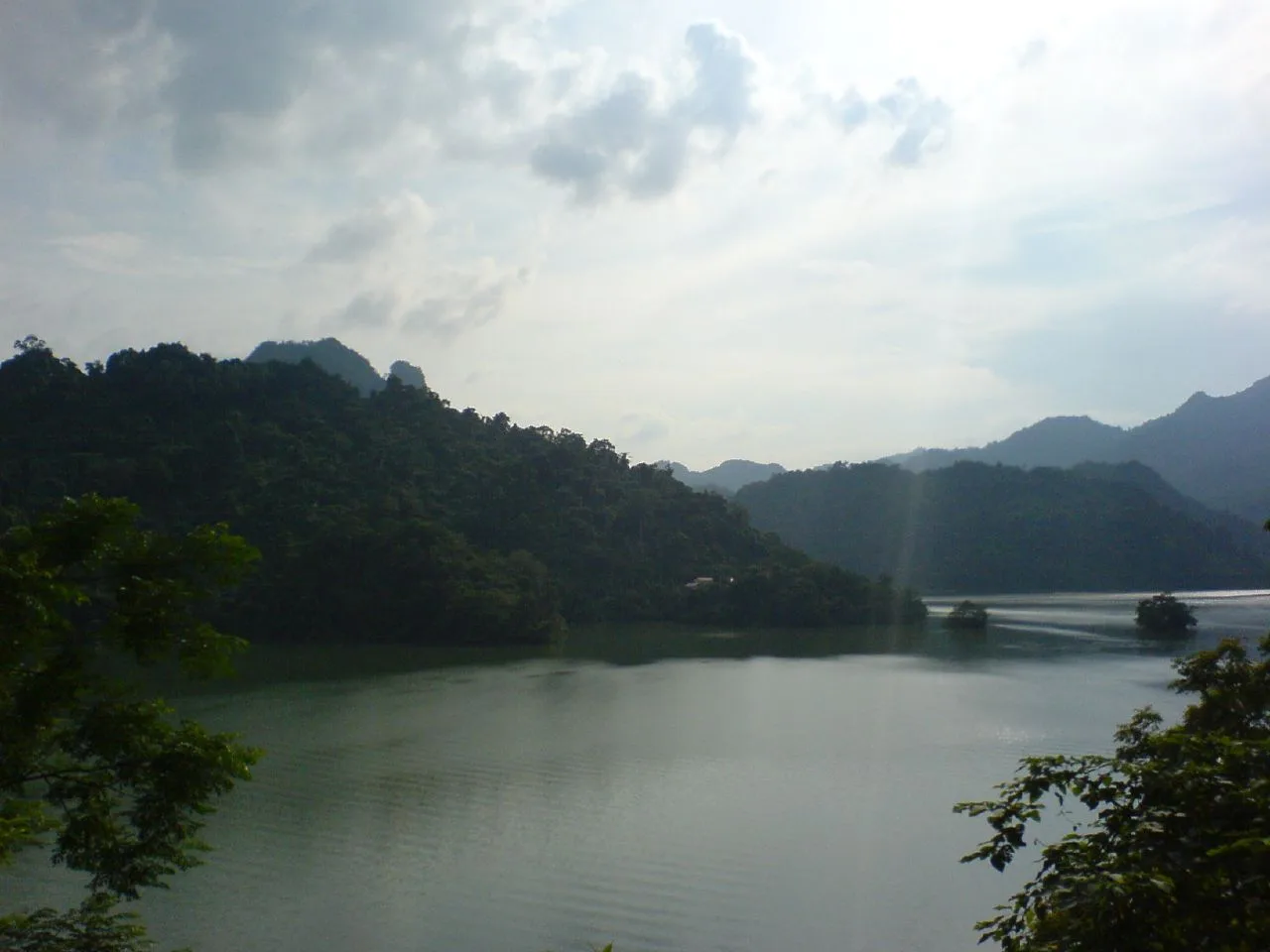 Ba Be Lake Kayaking - 1 Day