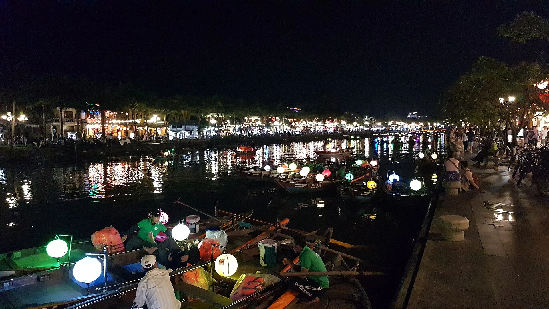 Hue City Tour From Hoi An and Da Nang - Group Tour