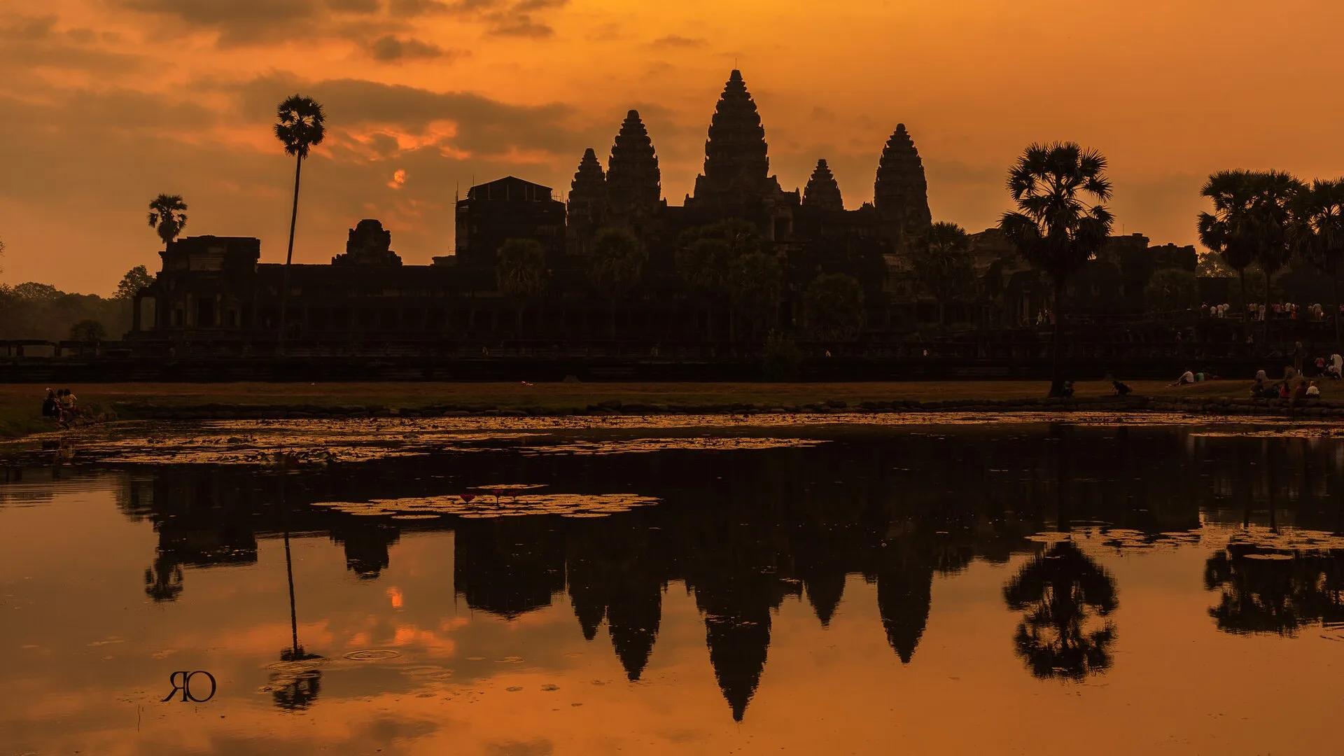 Angkor Thom and Grand Circuit Full Day