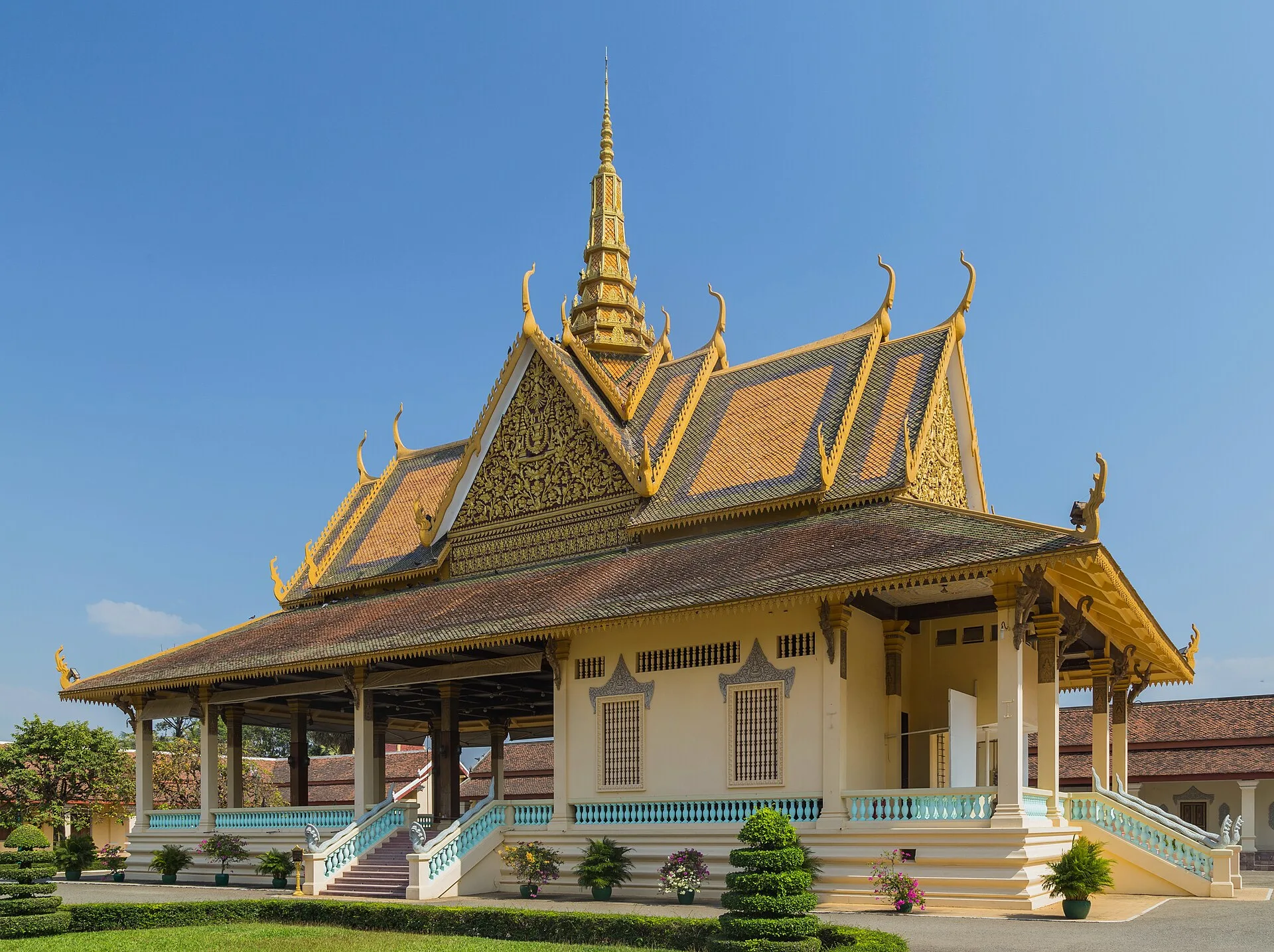 Sihanoukville Remote Jungle Trekking Full Day