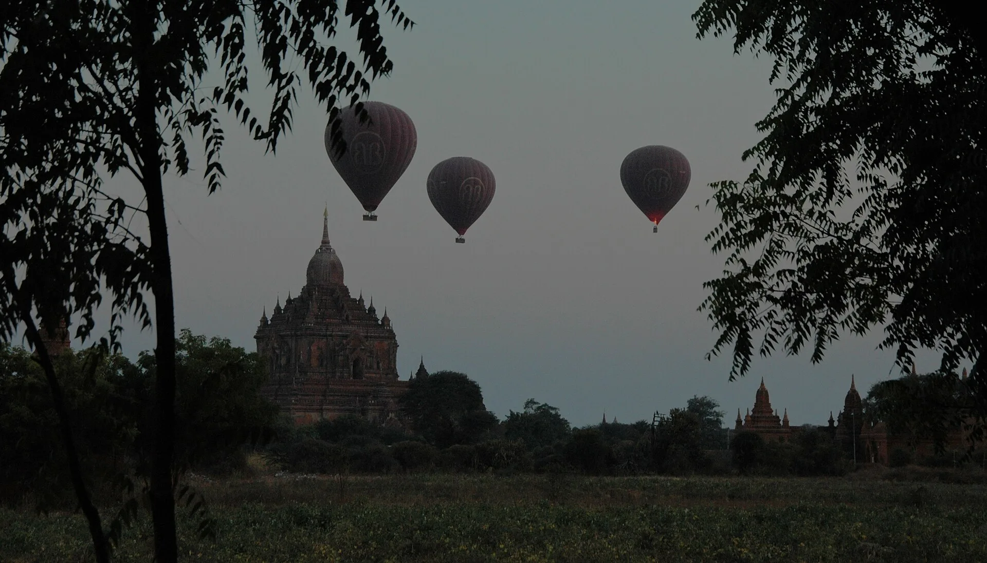 Cruising On The Ayerawaddy River And Beach Relaxation 13 days