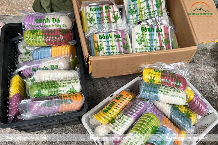 Ha Giang Stone Cracker (Banh Da)
