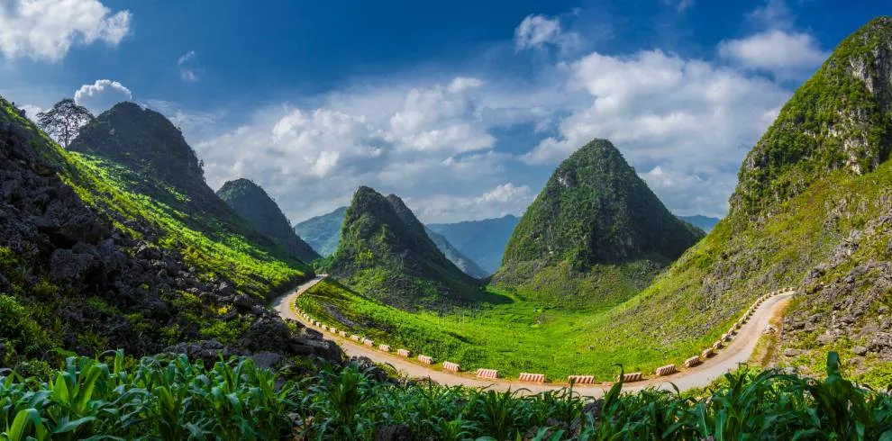 Ha Giang Loop Tour 3 Nights 3 Days (Sleeping Bus)