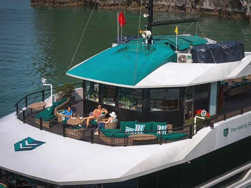 Halong Catamaran: Premium 1-Day Luxury Cruise