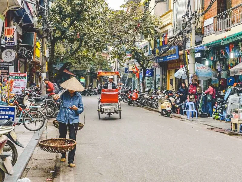 Hoi An Night Life & Street Food Walking Tour