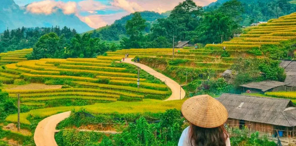 SAPA 2 DAYS 2 NIGHTS IN HOTEL: CAT CAT - LAO CHAI - TA VAN