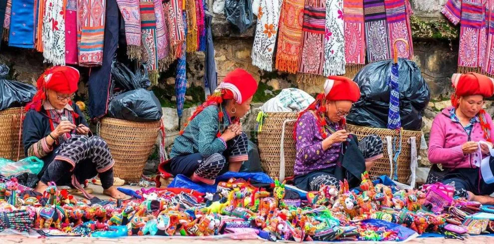 SAPA - BAC HA MARKET 3 DAYS 2 NIGHTS IN HOTEL