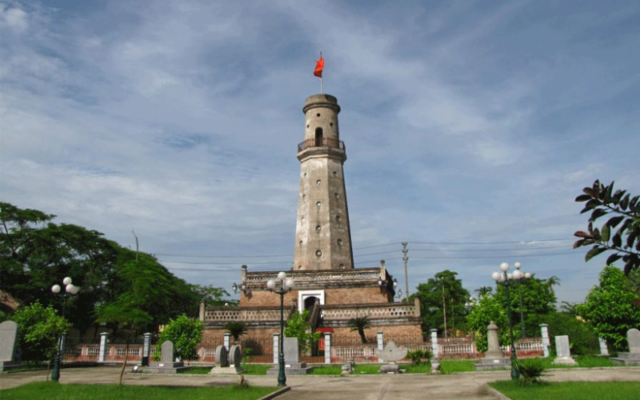 Flag Tower (Ky Dai)