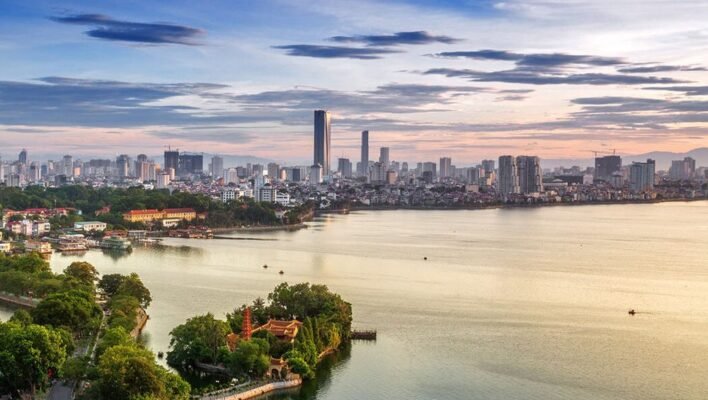 West Lake Travel Tips