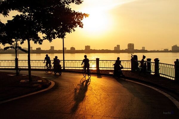 West Lake Hanoi - Top 11 Best Things To Do & See For Visitors