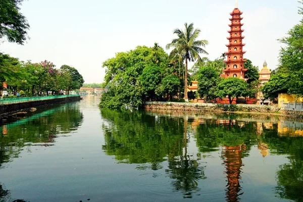 Tran Quoc Pagoda: Interesting things And How To Get there?