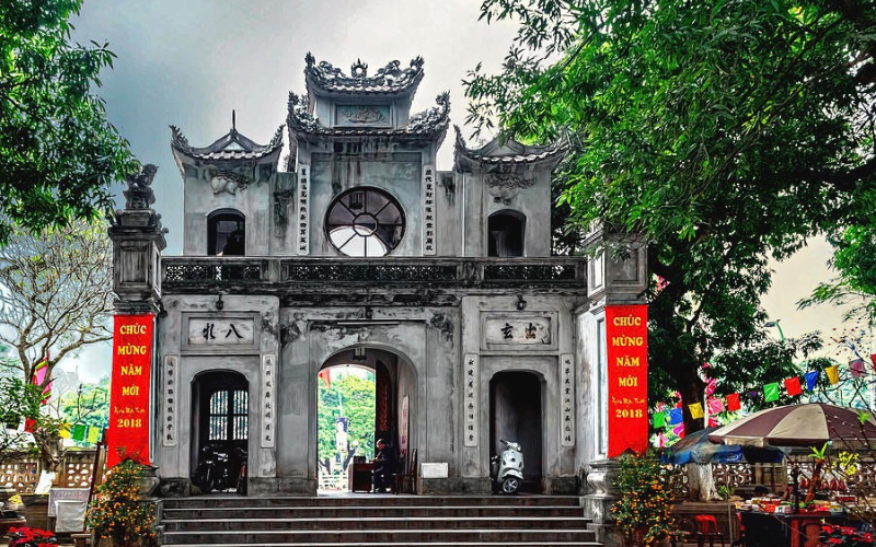 Quan Thanh Temple’s Architecture