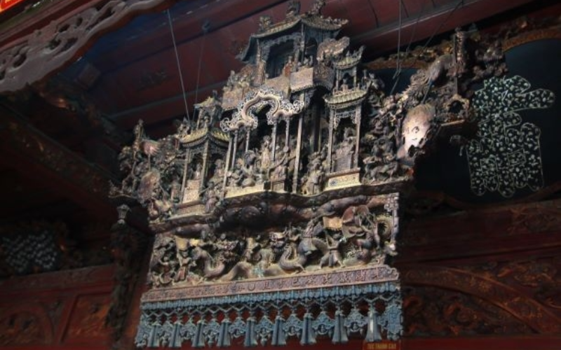 Exquisitely carved artworks