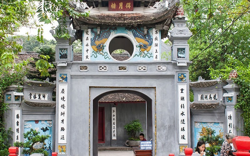 Dac Nguyet Lau (Moon Gazing Pavilion)