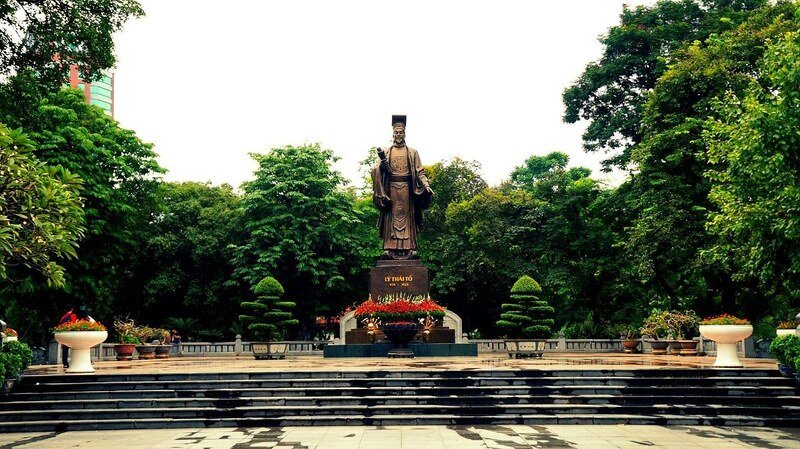 French Quarter Hanoi Walking Tour