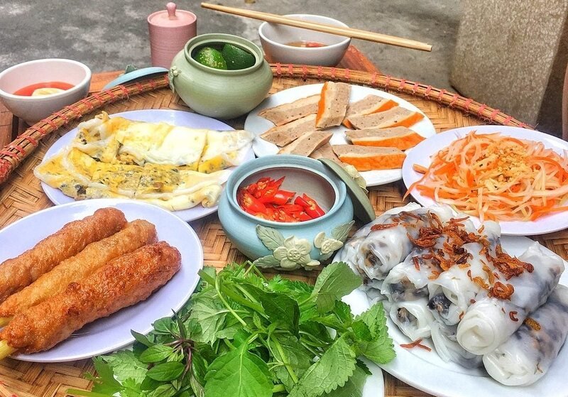 Hanoi Motorbike Food Tour