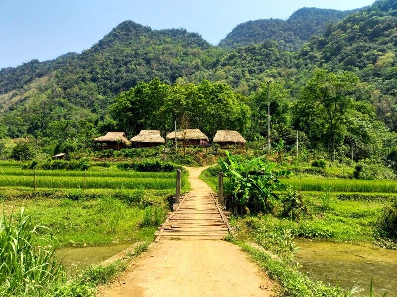 Hanoi to Pu Luong