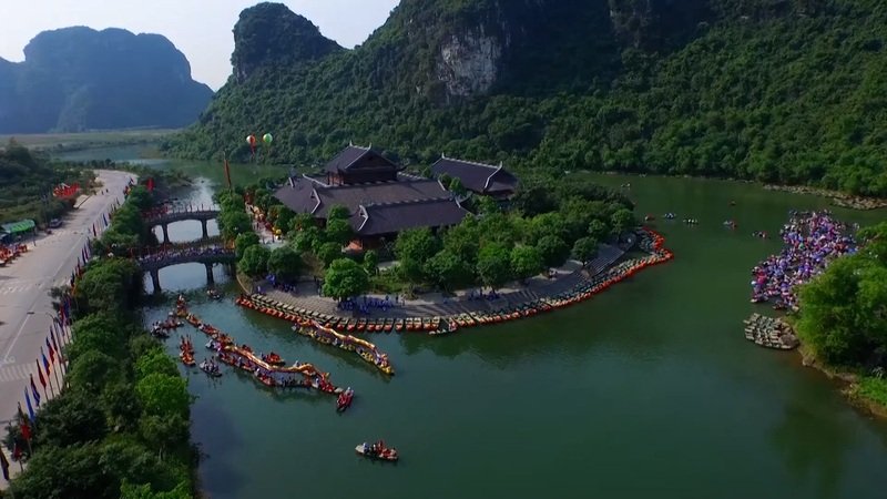 Ninh Binh from Hanoi