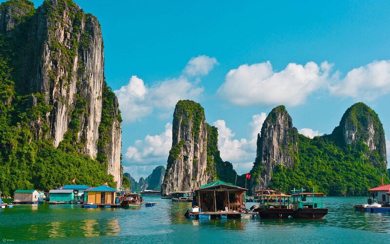 Halong Bay Day Trip from Hanoi