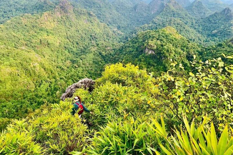 Cat Ba Island Tour from Hanoi