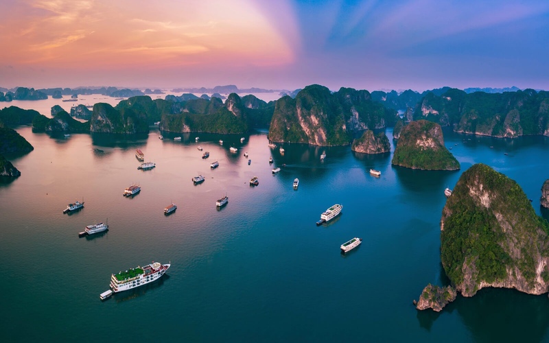 Swan Cruise Hanoi