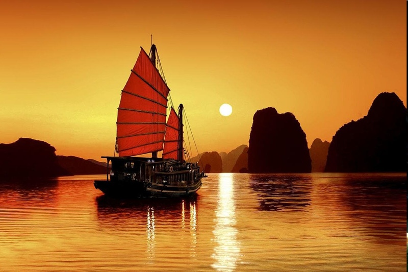 Swan Cruise Hanoi