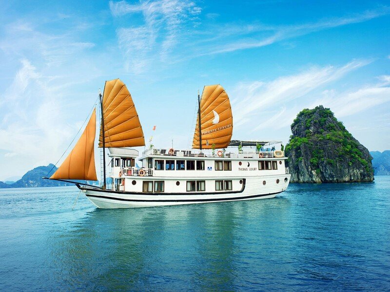 Tour Hanoi Halong