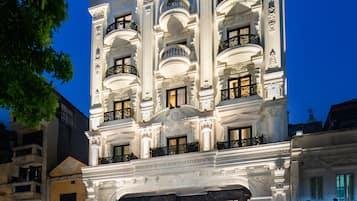 Budget-friendly accommodation options in French Quarter Hanoi