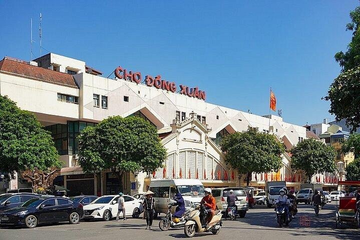 Dong Xuan Market Hanoi