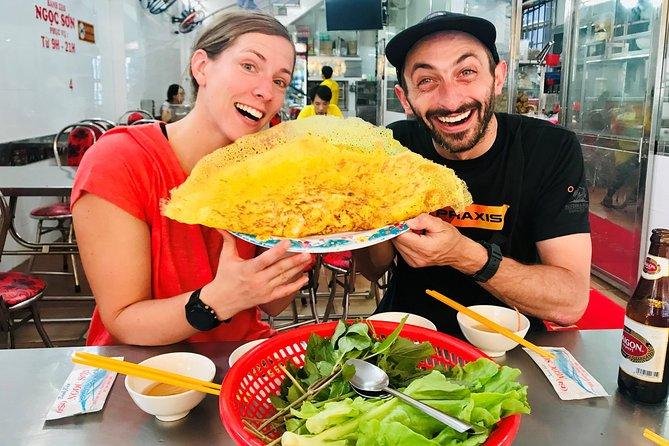 Different fabric samples suitable for vespa food tours