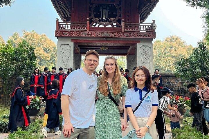 Hanoi city tour with professional guide