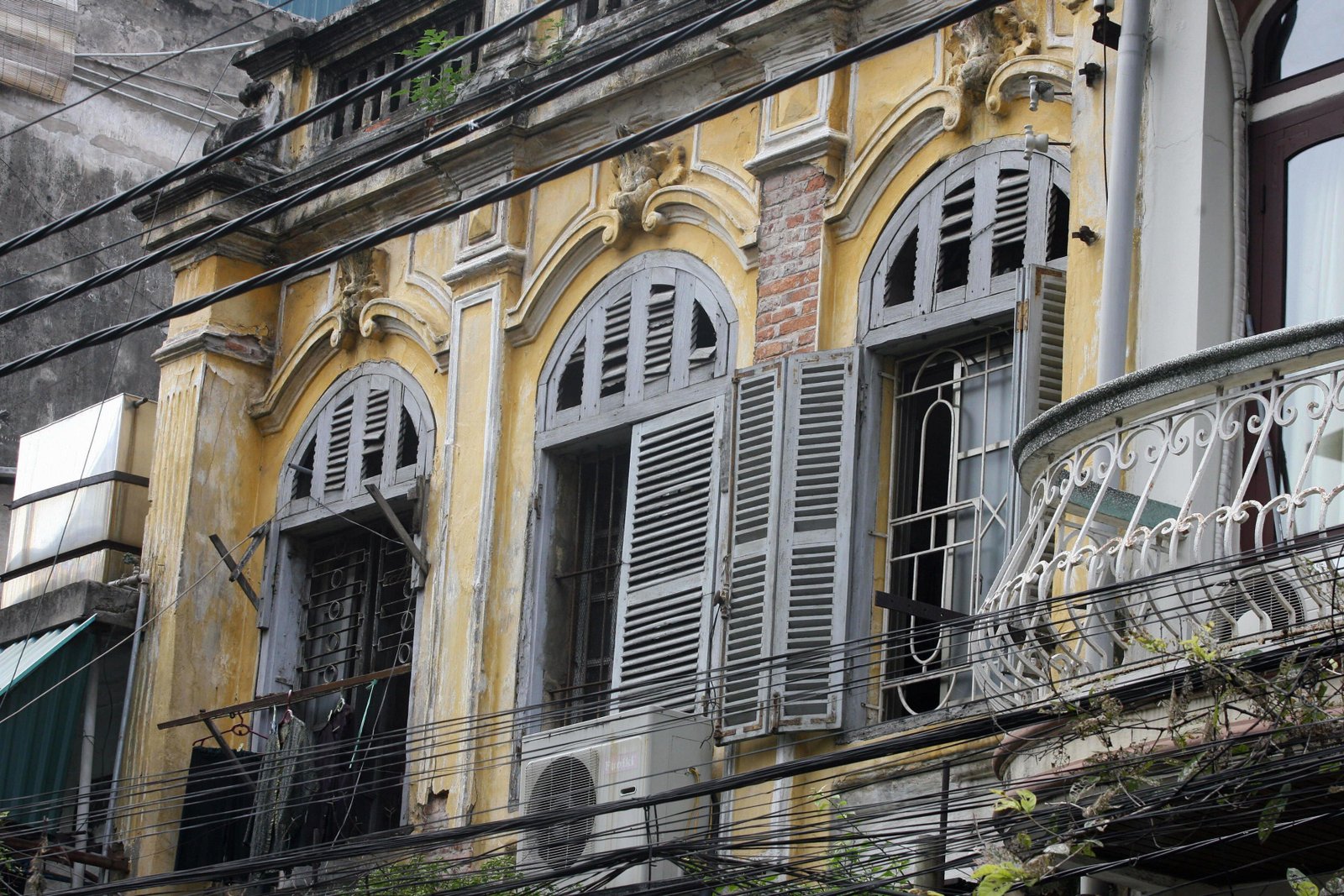 Building preservation in Hanoi French Quarter