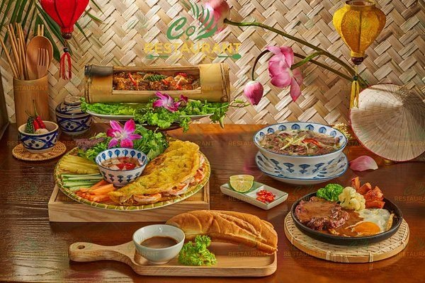 Traditional vegan food stalls near Bach Ma Temple in Hanoi