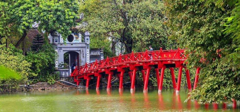 Bridge connecting French Quarter to Old Quarter across Hoan Kiem Lake
