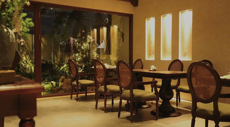 Michelin starred restaurants in Hanoi luxury dining scene