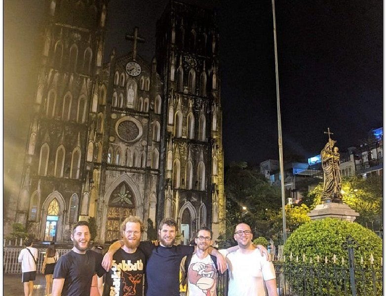 Motorbike food tour through Hanoi streets at night