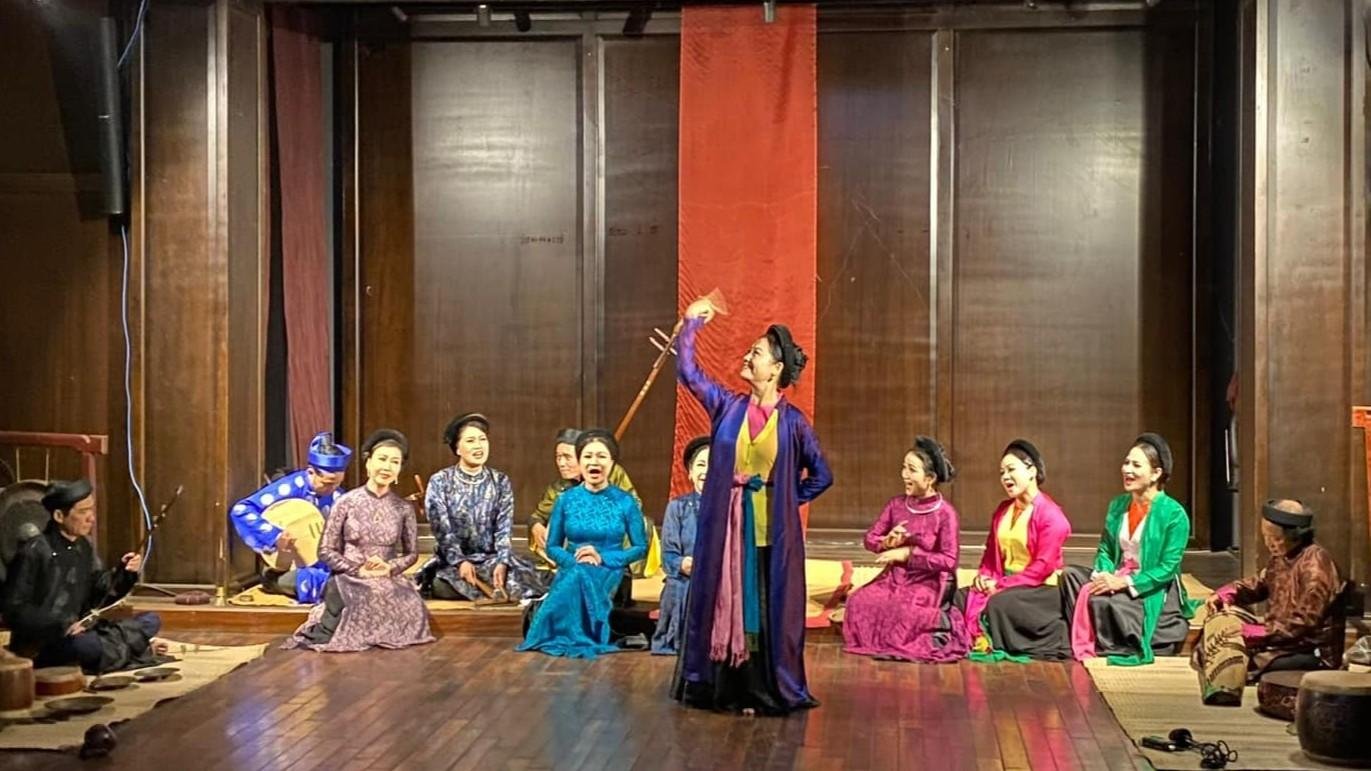 Traditional music performance at Hanoi Old Quarter Cultural Exchange Center