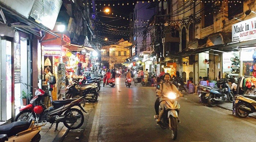 Vietnamese winter street food dishes served hot on Hanoi streets