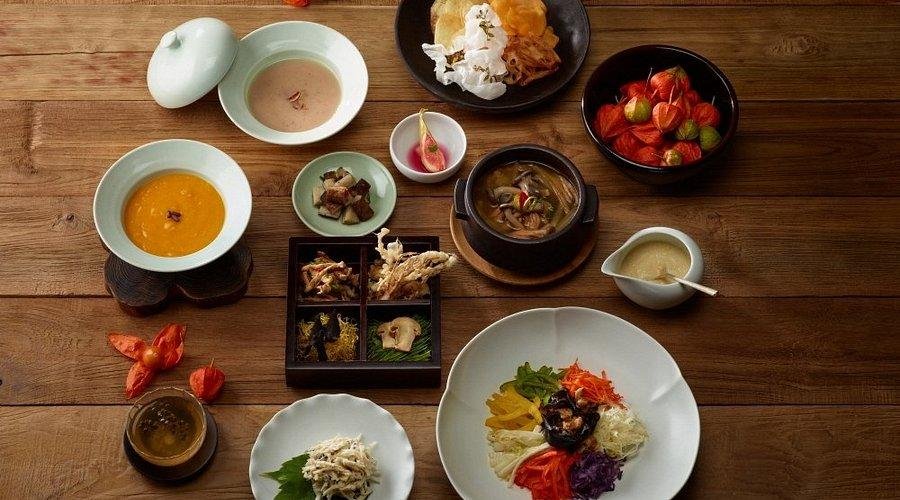 Buddhist temple food court serving vegetarian meals