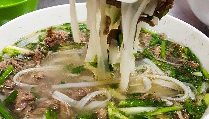 Traditional beef pho served in Hanoi style
