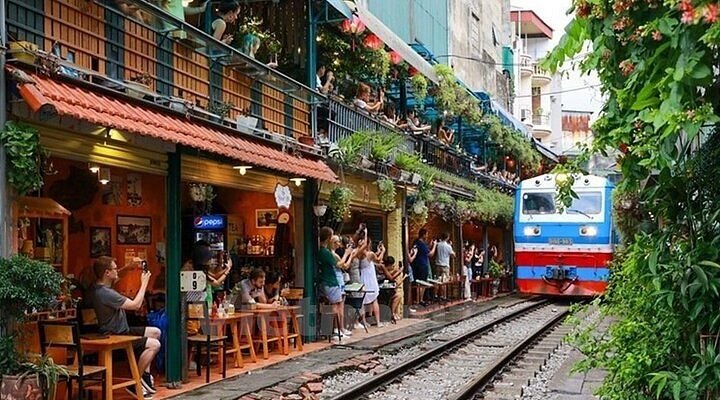 Food vendors on Hanoi Train Street