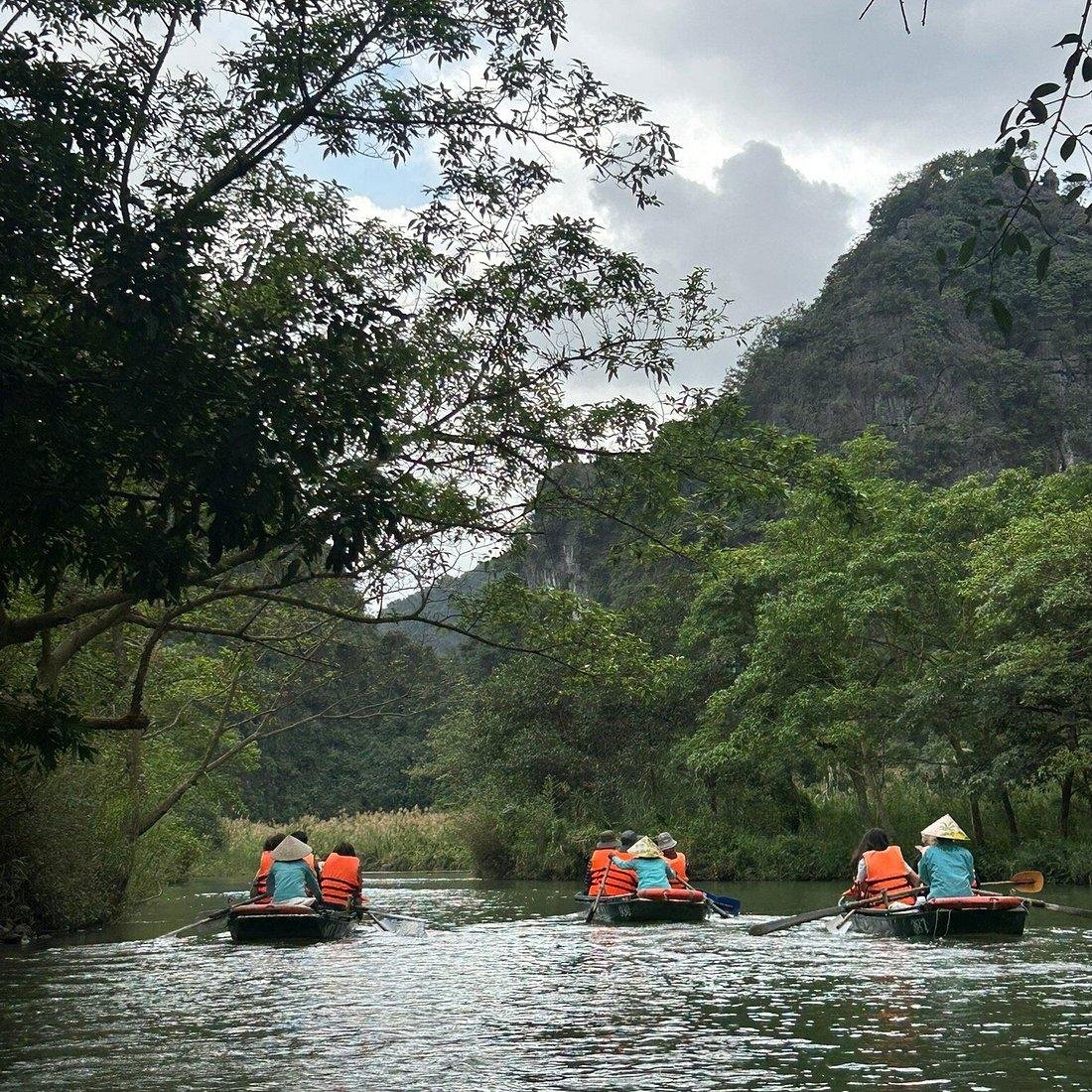 Trang An Boat Ride Ninh Binh